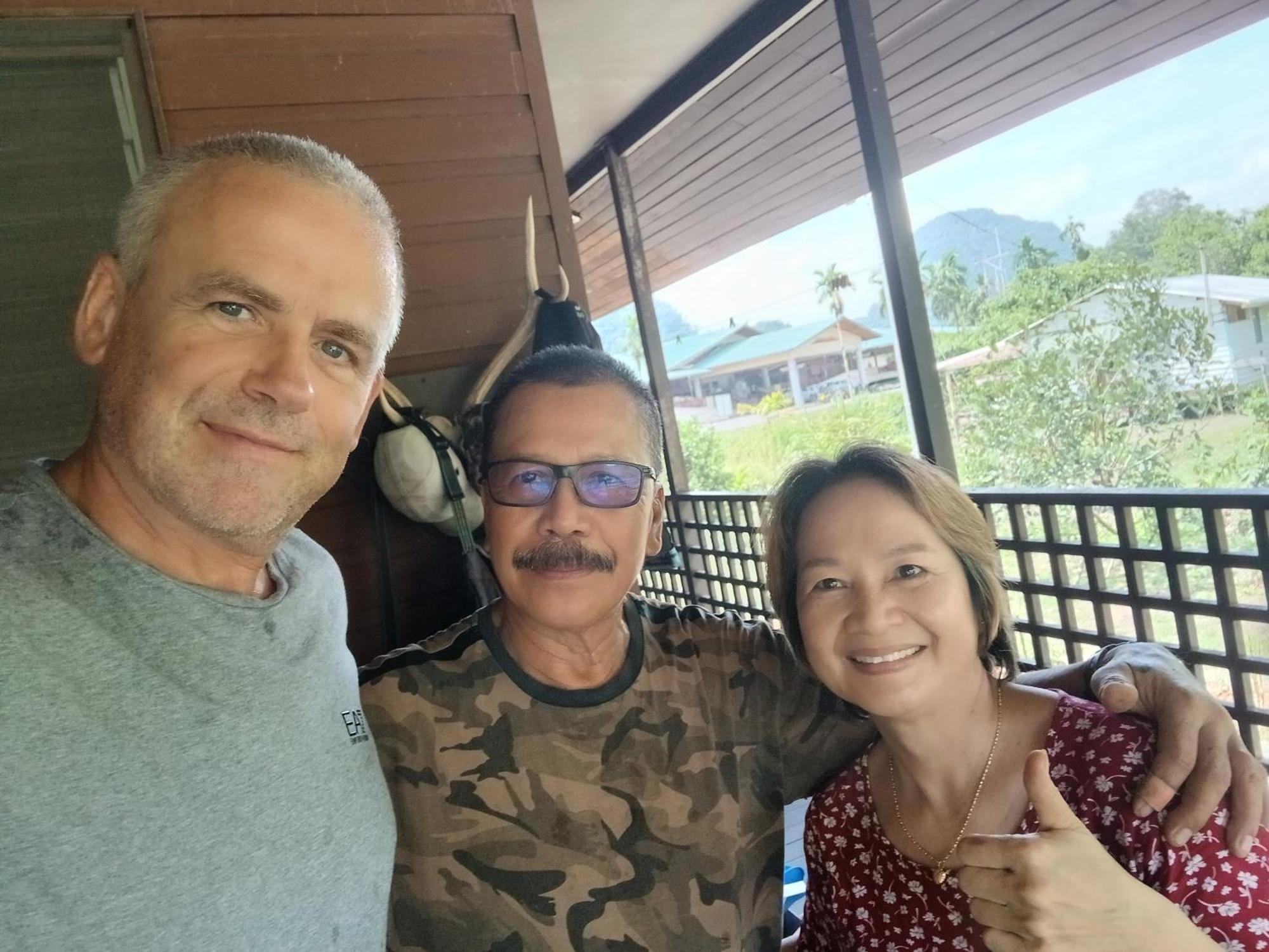 Mulu Tribal Homestay Kültér fotó