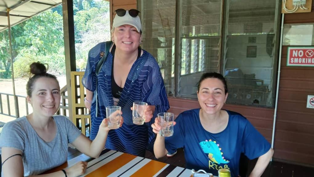 Mulu Tribal Homestay Kültér fotó